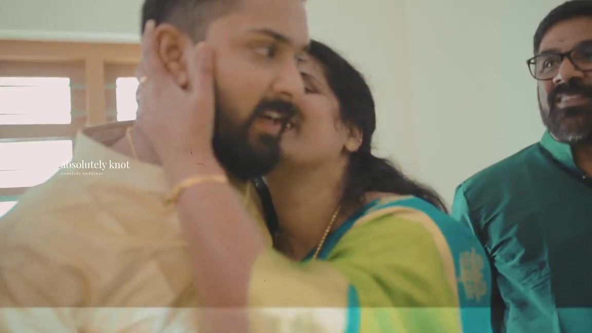 Kichu & Athira: still 1