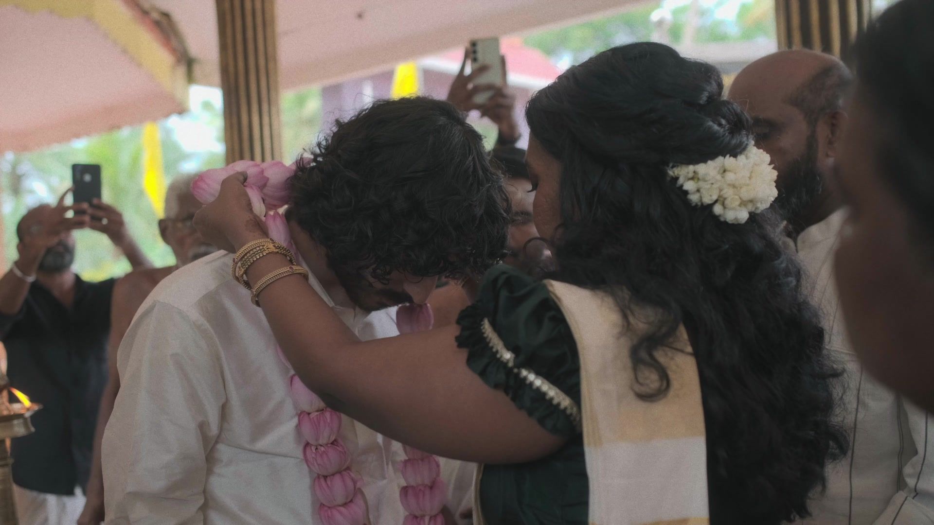 Aswathy & Francesco: still 2