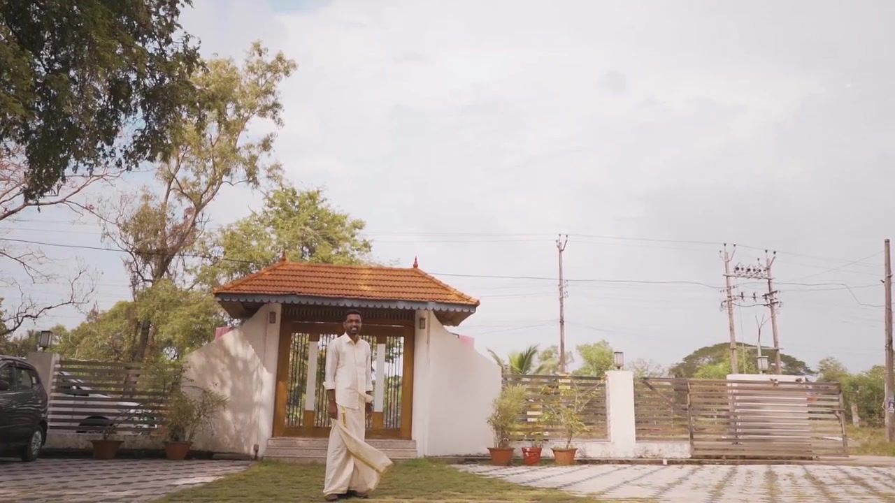 Sripriya & Rakesh: still 5