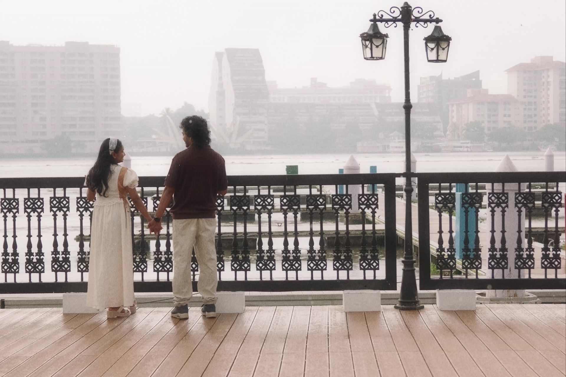Vinay & Aswathy: still 7